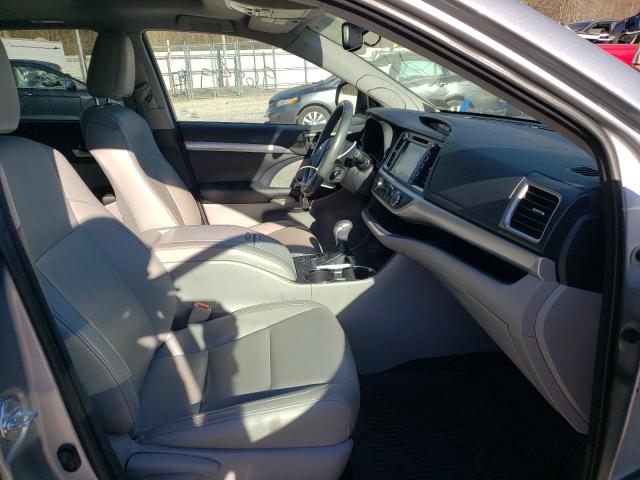 صورة رقم 5 من المزاد - 2016 TOYOTA HIGHLANDER مع VIN 5TDJKRFH1GS332374