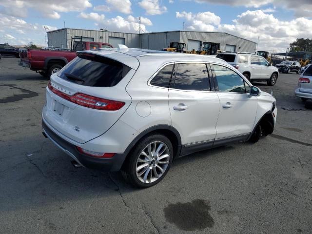 Photo 4 from auction – 2016 LINCOLN MKC RESERV with VIN 5LMCJ3C97GUJ01179