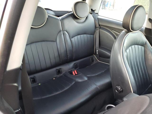 Photo 6 from auction – 2007 MINI COOPER with VIN WMWMF335X7TT51545