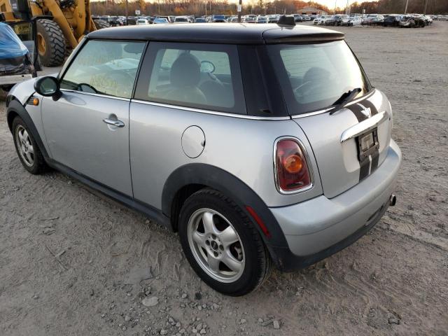 Photo 3 from auction – 2007 MINI COOPER with VIN WMWMF335X7TT51545