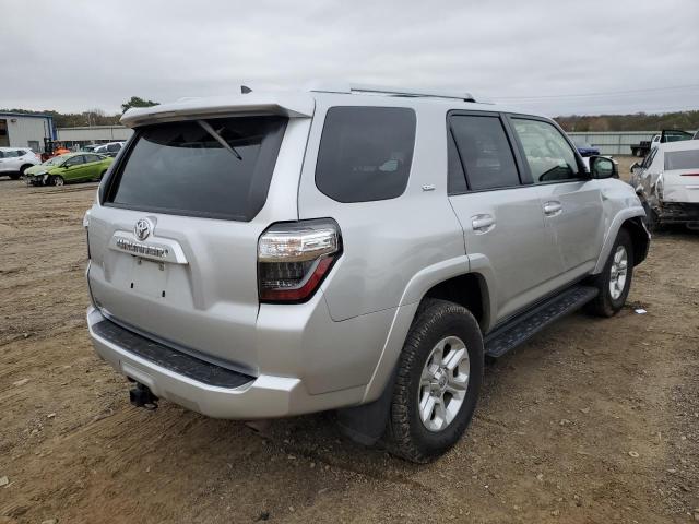 Photo 4 from auction – 2015 TOYOTA 4RUNNER SR with VIN JTEBU5JR5F5225948