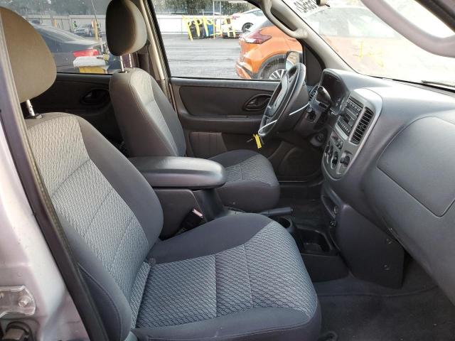 Photo 5 from auction – 2003 FORD ESCAPE XLT with VIN 1FMYU03153KD48652