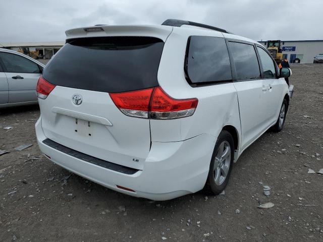 Photo 4 from auction – 2014 TOYOTA SIENNA LE with VIN 5TDKK3DC0ES519983