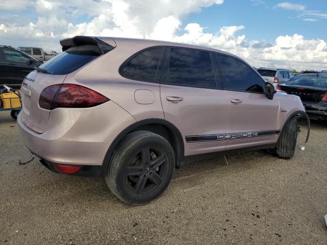 Photo 4 from auction – 2011 PORSCHE CAYENNE S with VIN WP1AE2A21BLA93676