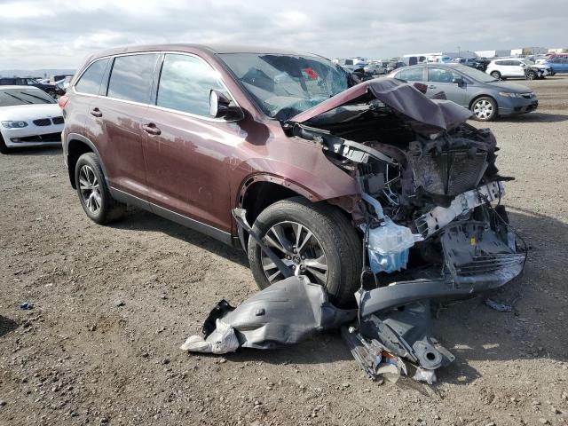 TOYOTA HIGHLANDER 2019 with VIN 5TDBZRFH9KS700194 - Photo from auction