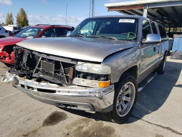Photo 2 from auction – 2002 CHEVROLET SILVERADO with VIN 2GCEC19T721426128