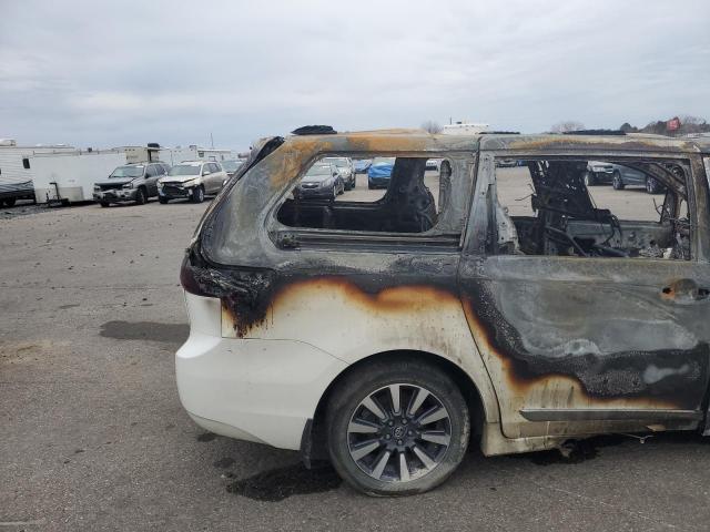 Photo 10 from auction – 2018 TOYOTA SIENNA XLE with VIN 5TDDZ3DC2JS208375