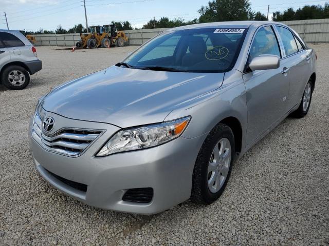 Foto 2 de la subasta – 2011 TOYOTA CAMRY BASE con VIN 4T1BF3EK3BU625809