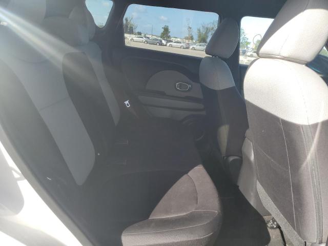 Photo 6 from auction – 2015 KIA SOUL with VIN KNDJN2A29F7226099