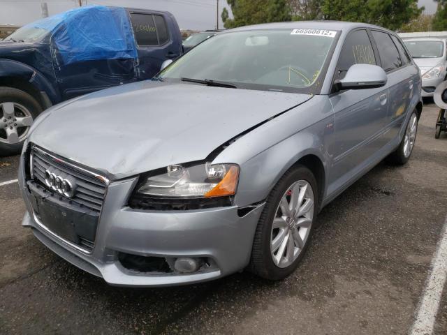 Фото 2 с аукциона – 2010 AUDI A3 PREMIUM с VIN WAUBEBFM1AA103615