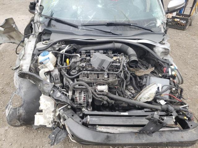 Photo 7 from auction – 2014 VOLKSWAGEN PASSAT SEL with VIN 1VWCT7A33EC005752