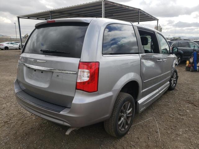 Photo 4 from auction – 2015 CHRYSLER TOWN & COU with VIN 2C4RC1HG6FR534723