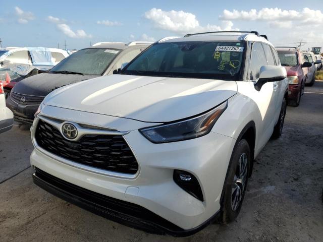Photo 2 from auction – 2021 TOYOTA HIGHLANDER with VIN 5TDHZRBH7MS092064