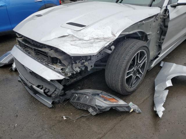 Photo 9 from auction – 2018 FORD MUSTANG with VIN 1FATP8UH7J5132514