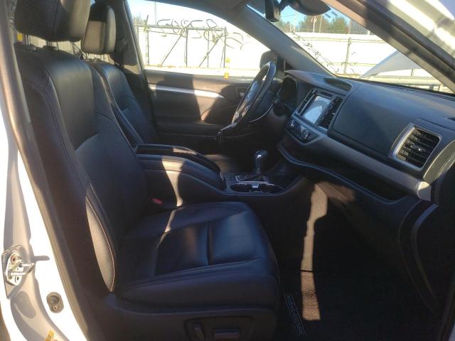 Photo 5 from auction – 2019 TOYOTA HIGHLANDER with VIN 5TDJZRFH9KS574303