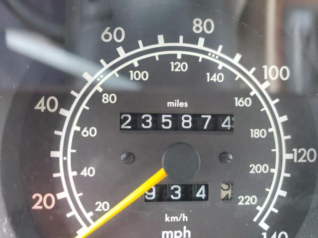 Photo 8 from auction – 1995 MERCEDES-BENZ E 300D with VIN WDBEB31E7SC122804
