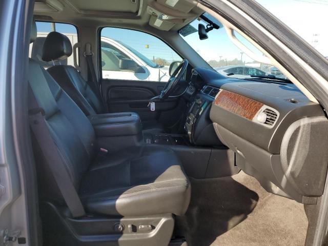 Photo 5 from auction – 2010 GMC YUKON DENA with VIN 1GKUKEEF8AR130759