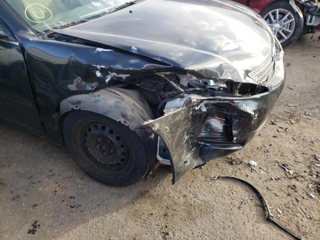 Photo 9 from auction – 2004 TOYOTA CAMRY LE with VIN 4T1BE32K64U345182
