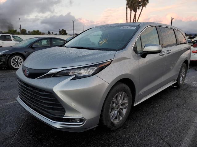 Photo 2 from auction – 2021 TOYOTA SIENNA XLE with VIN 5TDYRKEC0MS031839