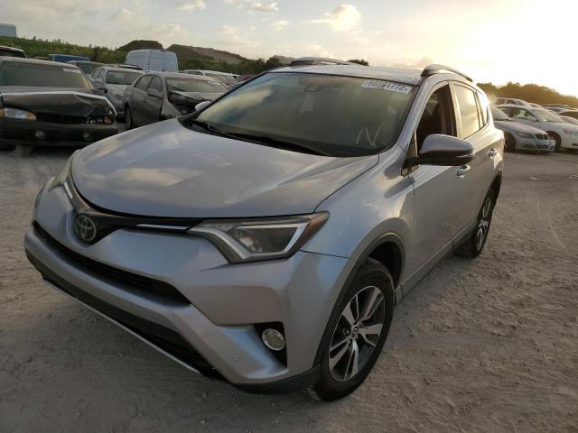 Photo 2 from auction – 2017 TOYOTA RAV4 XLE with VIN 2T3WFREV0HW398819