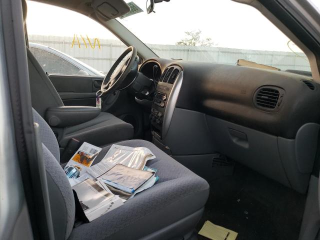 Photo 5 from auction – 2006 CHRYSLER TOWN & COU with VIN 2A4GP54L66R760485
