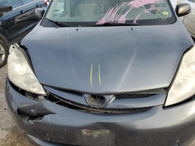Photo 7 from auction – 2010 TOYOTA SIENNA CE with VIN 5TDKK4CC9AS324739