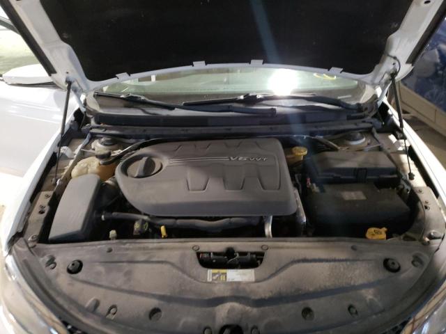 Photo 7 from auction – 2015 CHRYSLER 200 C with VIN 1C3CCCCG7FN516922