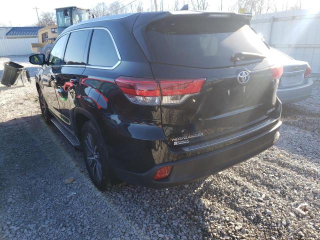 Photo 3 from auction – 2018 TOYOTA HIGHLANDER with VIN 5TDJZRFH4JS537965