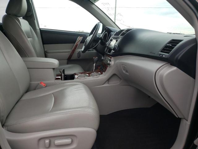 Photo 5 from auction – 2013 TOYOTA HIGHLANDER with VIN 5TDDK3EH0DS247131