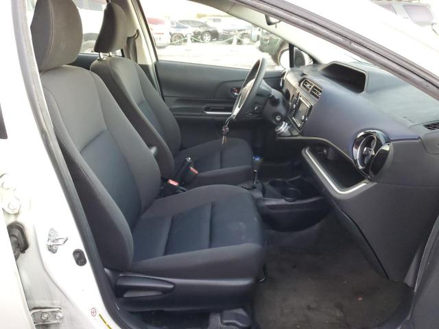 Photo 5 from auction – 2015 TOYOTA PRIUS C with VIN JTDKDTB33F1114468