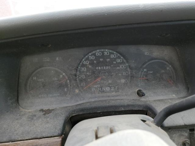 Photo 8 from auction – 2004 FORD CROWN VICT with VIN 2FAFP74W64X157946