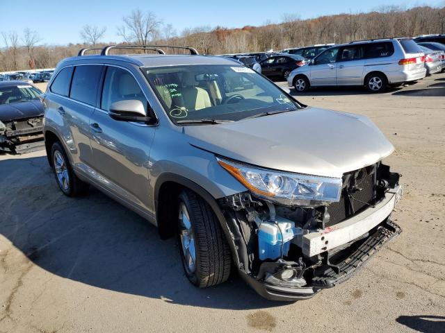 TOYOTA HIGHLANDER 2015 with VIN 5TDDKRFH3FS126789 - Photo from auction