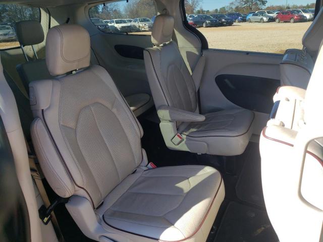 Photo 6 from auction – 2017 CHRYSLER PACIFICA L with VIN 2C4RC1GG2HR620020