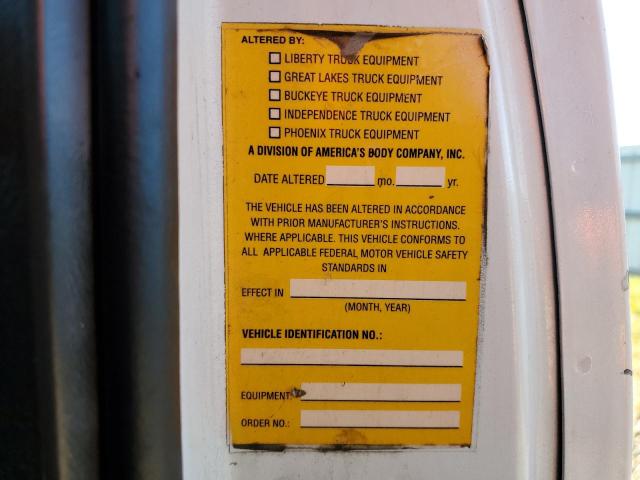 Photo 10 from auction – 2005 GMC NEW SIERRA with VIN 1GTHK34U55E119085