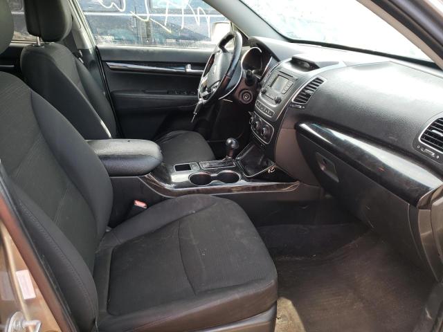 Photo 5 from auction – 2014 KIA SORENTO LX with VIN 5XYKTCA61EG450147