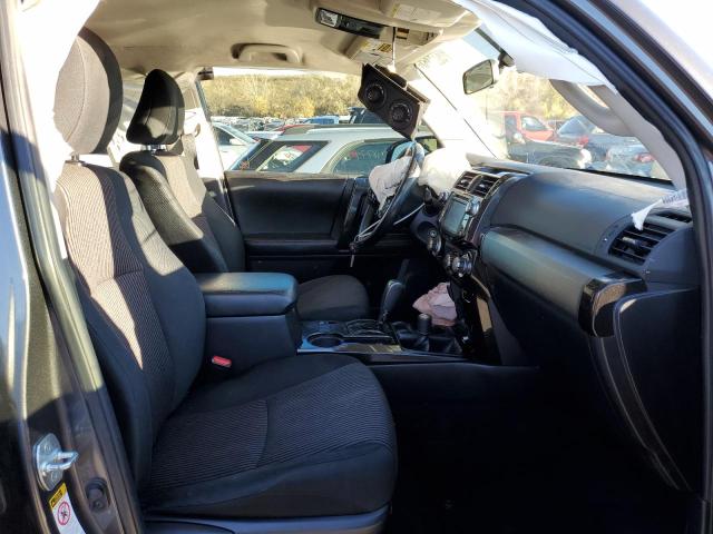 Photo 5 from auction – 2015 TOYOTA 4RUNNER SR with VIN JTEBU5JR1F5203963