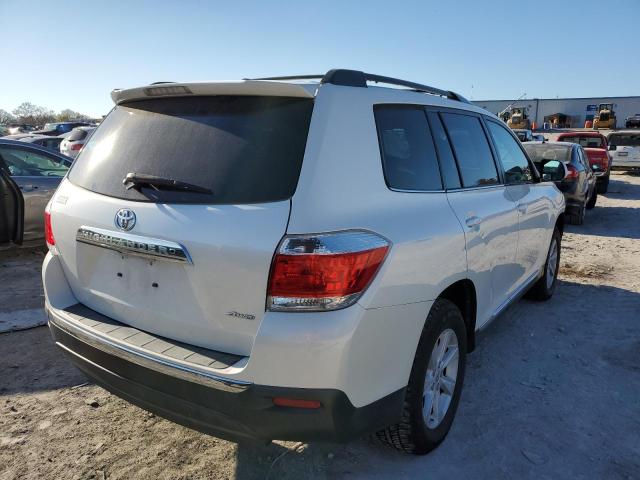 Photo 4 from auction – 2012 TOYOTA HIGHLANDER with VIN 5TDBK3EH0CS132874