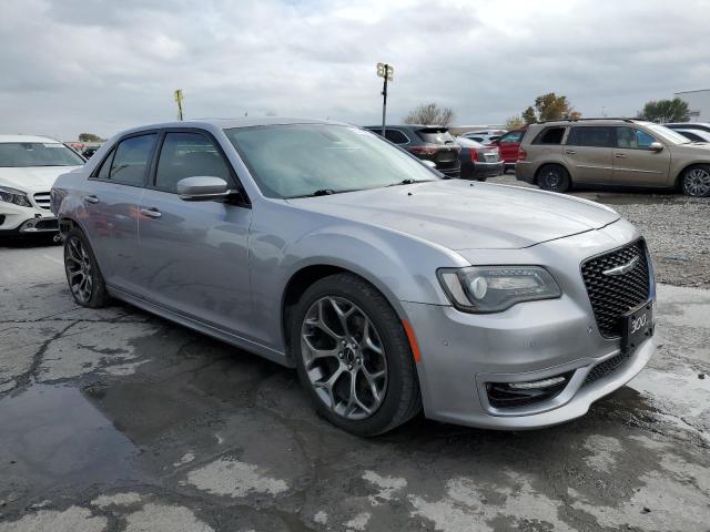 CHRYSLER 300 S 2018 z numerem VIN 2C3CCABG4JH261282 - Zdjęcie z aukcji