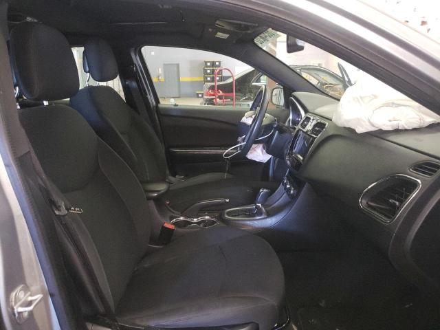 Photo 5 from auction – 2014 CHRYSLER 200 TOURIN with VIN 1C3CCBBB3EN137396