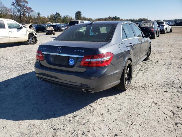 Photo 4 from auction – 2011 MERCEDES-BENZ E 350 BLUE with VIN WDDHF2EB5BA355191