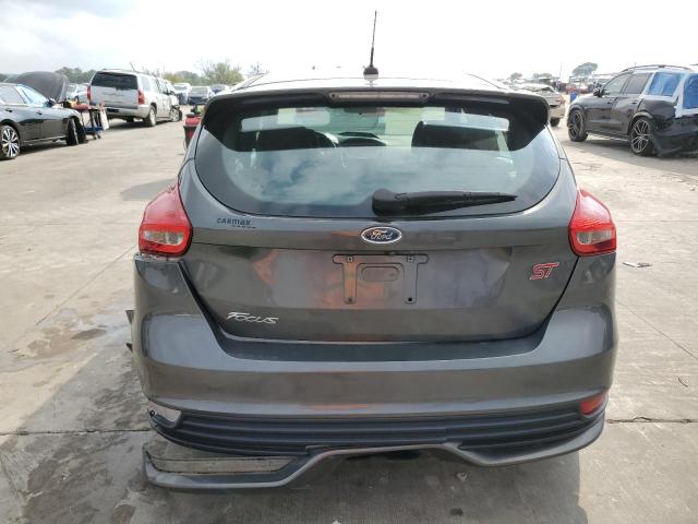 Photo 6 from auction – 2017 FORD FOCUS ST with VIN 1FADP3L92HL266242