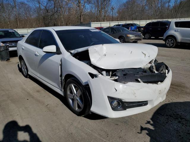 TOYOTA CAMRY L 2014 with VIN 4T1BF1FK3EU758674 - Photo from auction