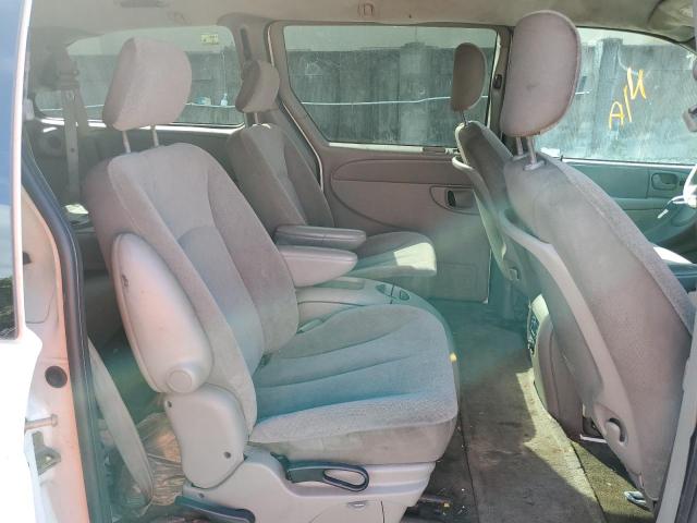 Photo 6 from auction – 2002 CHRYSLER TOWN & COU with VIN 2C4GP44362R756849
