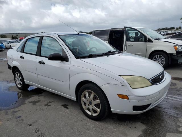 FORD FOCUS ZX4 2005 with VIN 1FAFP34N35W152815 - Photo from auction