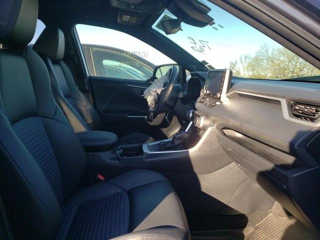 Photo 5 from auction – 2020 TOYOTA RAV4 XSE with VIN JTMEWRFV2LJ035181