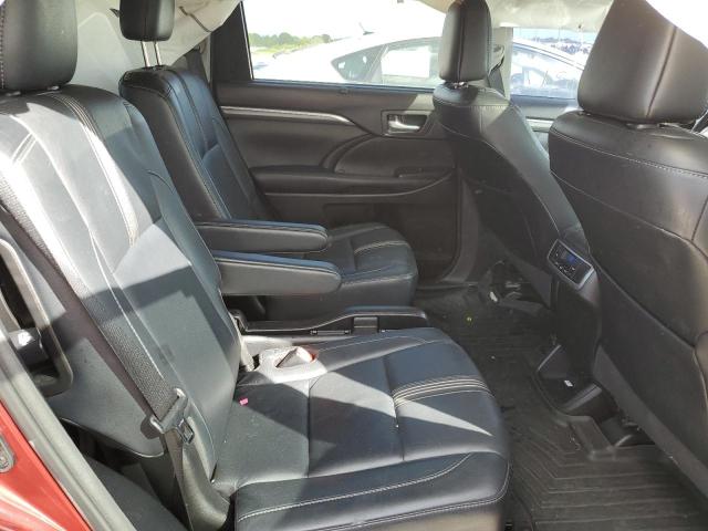 Photo 6 from auction – 2018 TOYOTA HIGHLANDER with VIN 5TDKZRFH6JS545361