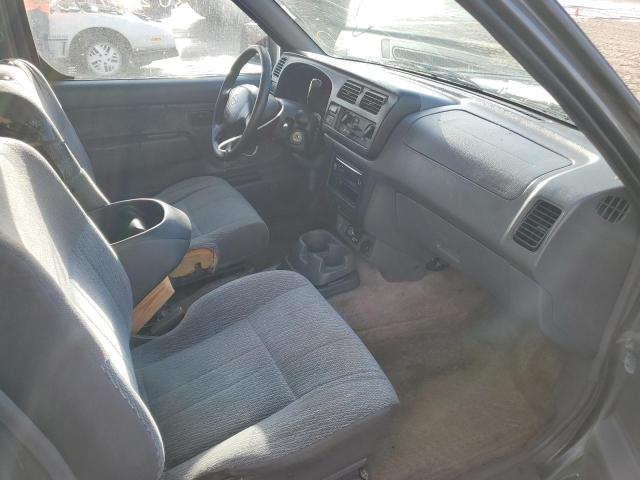 Photo 5 from auction – 2000 NISSAN FRONTIER K with VIN 1N6DD26S8YC313105