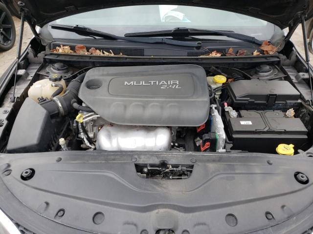 Photo 7 from auction – 2015 CHRYSLER 200 LIMITE with VIN 1C3CCCABXFN571114