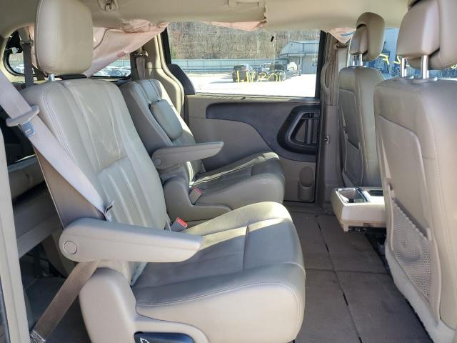 Photo 6 from auction – 2015 CHRYSLER TOWN & COU with VIN 2C4RC1BG3FR707140