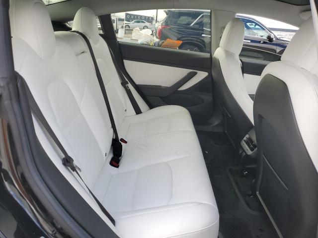 Photo 6 from auction – 2018 TESLA MODEL 3 with VIN 5YJ3E1EB8JF099247